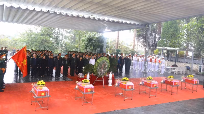 Xã Vị Xuyên tổ chức Lễ truy điệu và an táng hài cốt liệt sĩ.