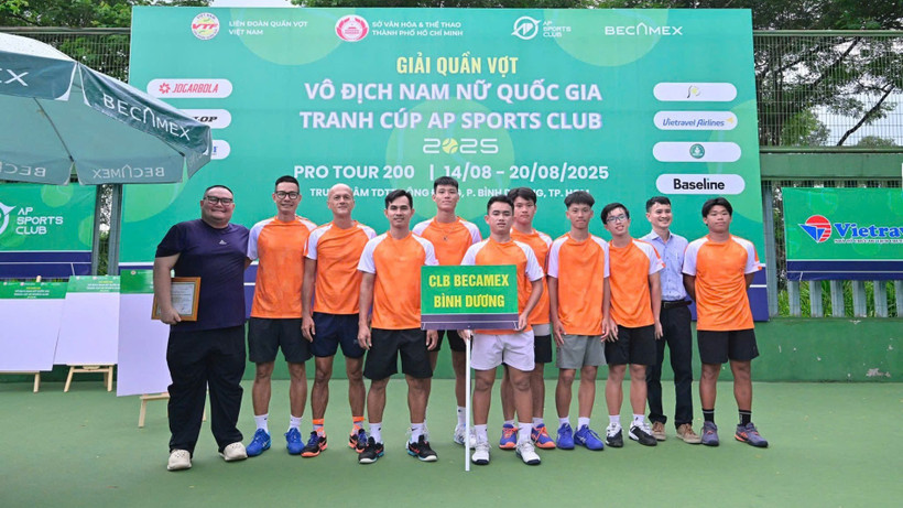 Vận động viên quần vợt Việt Nam hội tụ tại Giải VTF Pro Tour 200. (Ảnh: VTF)
