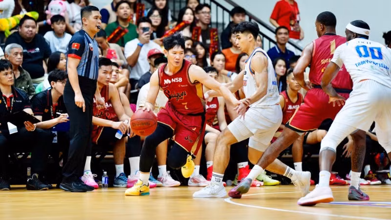 Dư Minh An giúp Saigon Heat chiến thắng trước vòng playoffs. (Ảnh: VBA)