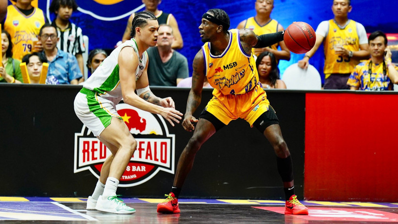 Jaylyn Richardson tiếp tục dẫn dắt lối chơi Nha Trang Dolphins. (Ảnh: VBA)