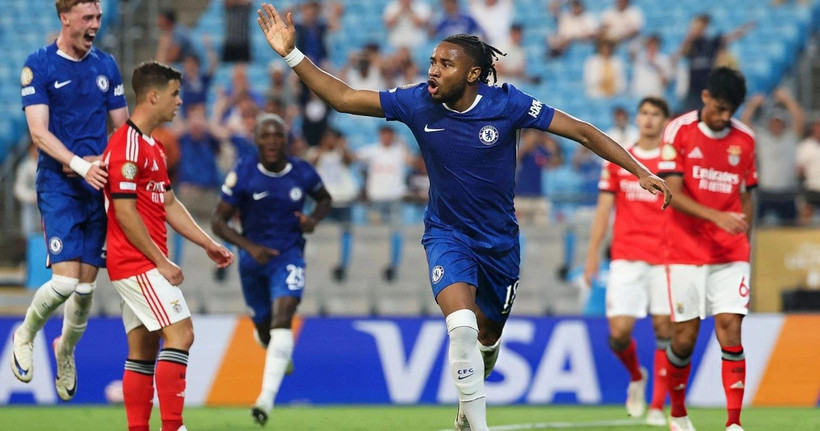 Dù không xếp thứ hạng cao, Opta dự báo Chelsea có tỷ lệ cao nhất - 26,9% cơ hội nâng cúp. (Ảnh: CFC)