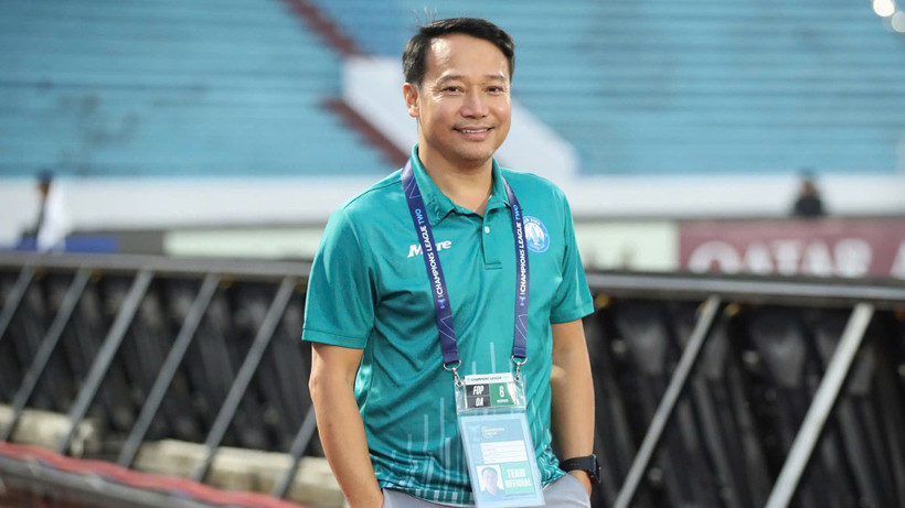 Huấn luyện viên Vũ Hồng Việt trở lại dẫn dắt Thép Xanh Nam Định. (Ảnh: Thép Xanh Nam Định FC)