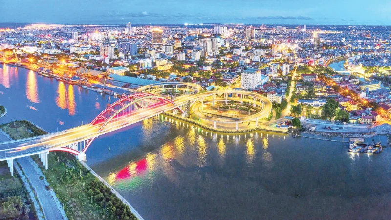 Thành phố Hải Phòng ngày càng phát triển. (Ảnh: ĐỨC NGHĨA)