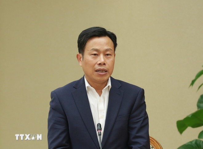 Tại Quyết định số 1889/QĐ-TTg, Thủ tướng Chính phủ điều động, bổ nhiệm ông Lê Quân, Chủ tịch Hội đồng, Giám đốc Đại học Quốc gia Hà Nội giữ chức Thứ trưởng Giáo dục và Đào tạo. (Ảnh: Diệp Trương/TTXVN) Tại Quyết định số 1889/QĐ-TTg, Thủ tướng Chính phủ điều động, bổ nhiệm ông Lê Quân, Chủ tịch Hội đồng, Giám đốc Đại học Quốc gia Hà Nội giữ chức Thứ trưởng Giáo dục và Đào tạo. (Ảnh: Diệp Trương/TTXVN)