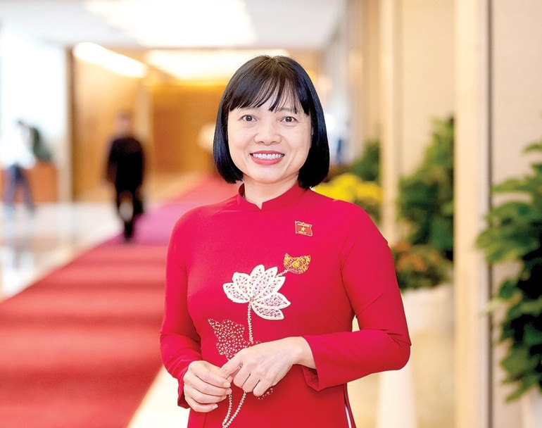 Đại biểu Nguyễn Thị Việt Nga (Phó trưởng Đoàn đại biểu Quốc hội chuyên trách tỉnh Hải Dương). (Ảnh: Phạm Thắng) db-viet-nga-2.jpg