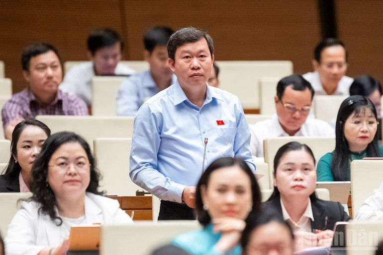 Đại biểu Nguyễn Quốc Luận (Đoàn Yên Bái). (Ảnh: DUY LINH) ndo_br_z72-2527-tran-quoc-luan-yen-bai.jpg