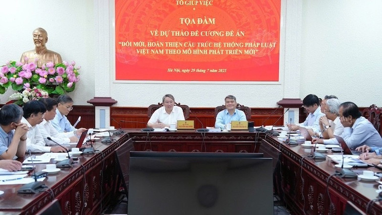 Quang cảnh buổi Tọa đàm. 290725-tct-canh-9793.jpg