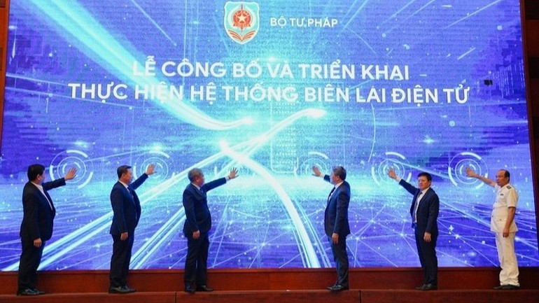 Bộ Tư pháp khai trương phần mềm biên lai điện tử thi hành án dân sự. (Ảnh: TH) bien-lai-dien-tu-1jpg-1875.jpg