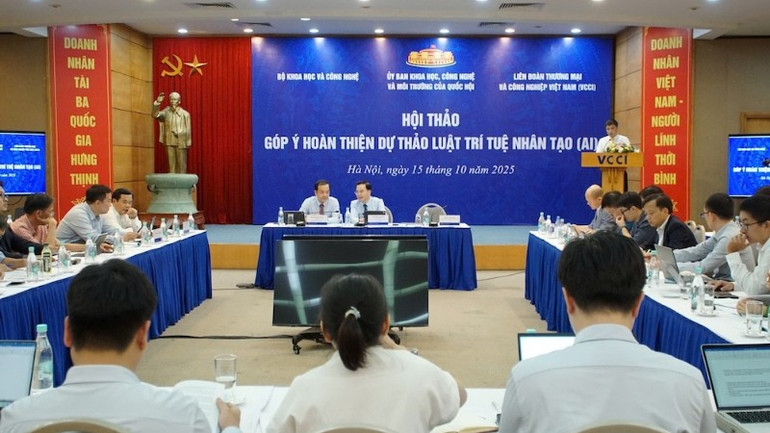 Hội thảo “Góp ý hoàn thiện dự thảo Luật Trí tuệ nhân tạo”. (Ảnh: TL) toan-canh-1510-5036.jpg