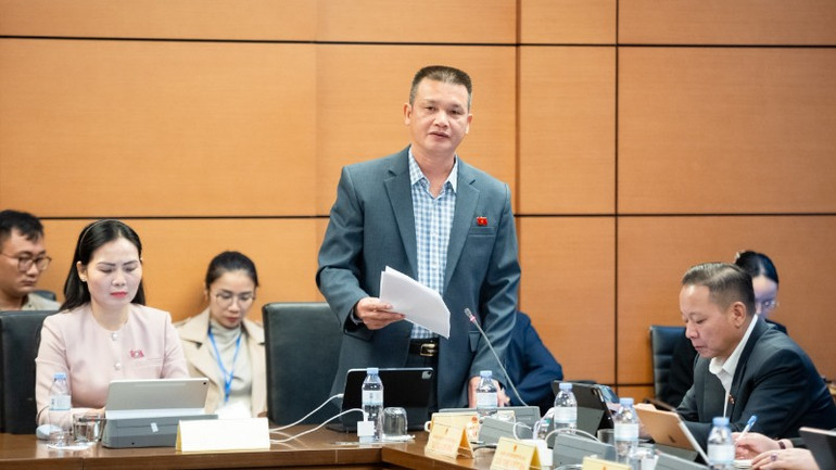 Delegatul Hoang Ngoc Dinh (Delegația Tuyen Quang). (Foto: P. THANG) dang-ngoc-dinh-4222.jpg