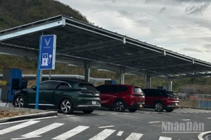 Trạm sạc điện trên cao tốc Vĩnh Hảo-Phan Thiết.