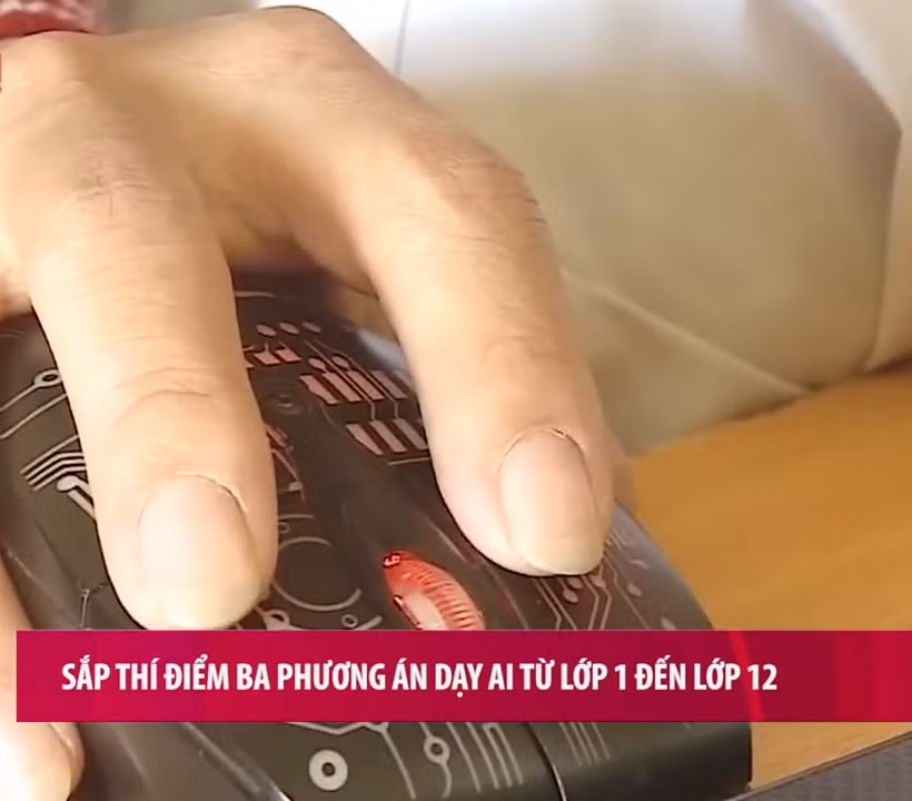 [Video] Sắp thí điểm ba phương án dạy AI từ lớp 1 đến lớp 12