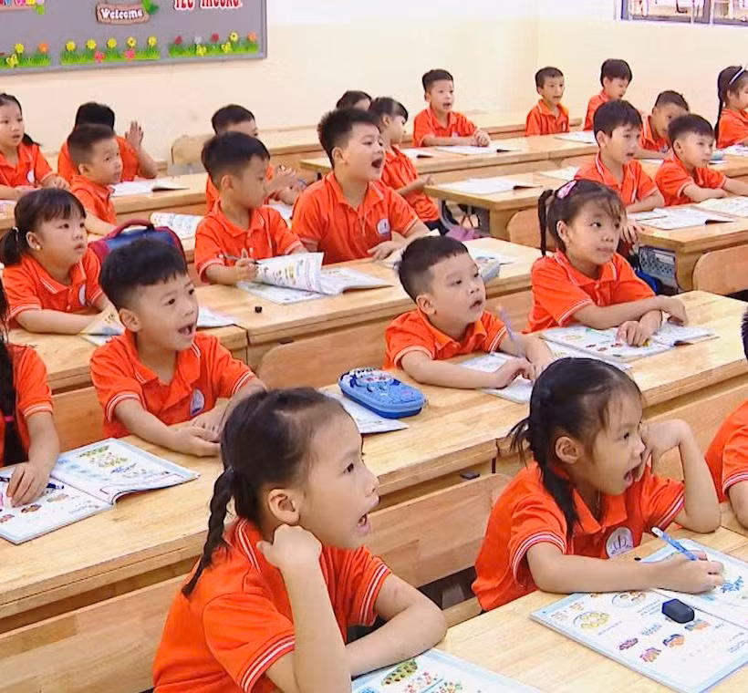 [Video] Cần hơn 4.000 tỷ đồng để miễn phí sách giáo khoa từ năm học 2029-2030