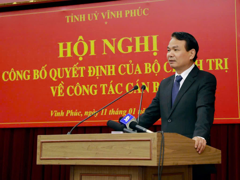 Bí thư Tỉnh ủy Vĩnh Phúc Đặng Xuân Phong phát biểu nhận nhiệm vụ.