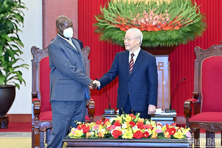 Tổng Bí thư Nguyễn Phú Trọng và Tổng thống Uganda Yoweri Kaguta Museveni tại buổi tiếp.