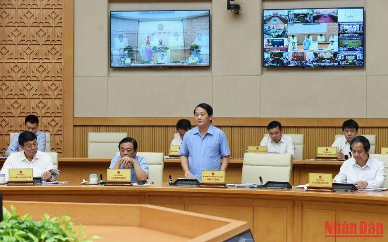 Bộ trưởng, Chủ nhiệm Ủy ban Dân tộc Hầu A Lềnh phát biểu ý kiến tại Hội nghị. Bộ trưởng, Chủ nhiệm Ủy ban Dân tộc Hầu A Lềnh phát biểu ý kiến tại Hội nghị.