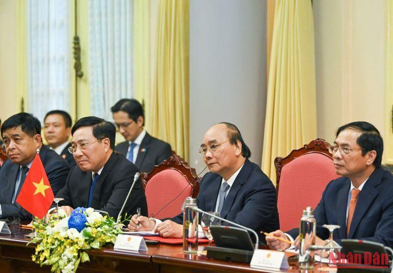 Chủ tịch nước Nguyễn Xuân Phúc phát biểu tại buổi hội đàm.