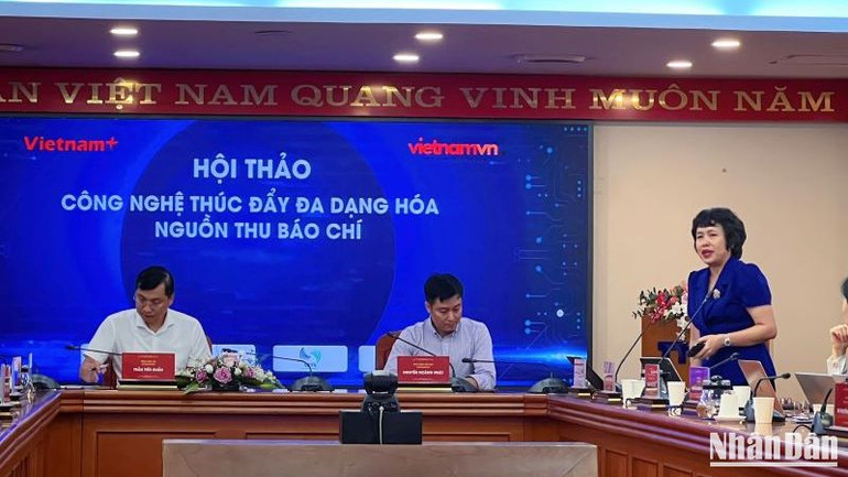 Phó cục trưởng Cục Báo chí (Bộ Thông tin và Truyền thông) Đặng Thị Phương Thảo phát biểu.