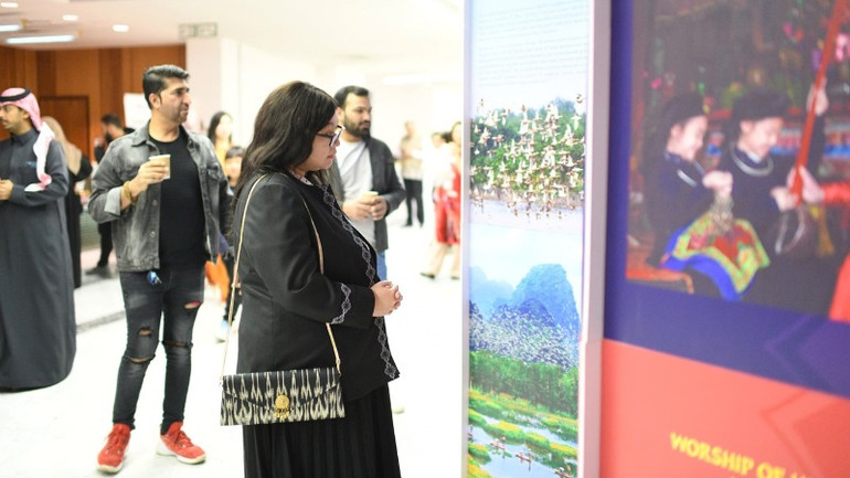 Triển lãm ảnh giúp người xem khám phá một Việt Nam tươi đẹp, giàu bản sắc văn hóa. (Ảnh: BTC) Triển lãm ảnh giúp người xem khám phá một Việt Nam tươi đẹp, giàu bản sắc văn hóa. (Ảnh: BTC)