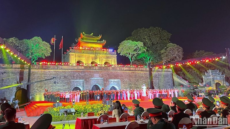 Màn hòa tấu của đại diện 6 quốc gia tham dự Giao lưu. Màn hòa tấu của đại diện 6 quốc gia tham dự Giao lưu.