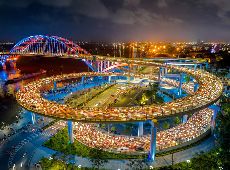 Tác phẩm "Hải Phòng những đêm không ngủ" (Vũ Văn Lâm). Tác phẩm "Hải Phòng những đêm không ngủ" (Vũ Văn Lâm).