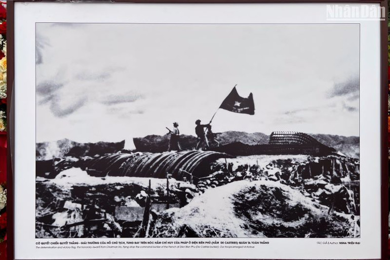 Tác phẩm nổi tiếng gắn liền với tên tuổi Nghệ sĩ nhiếp ảnh Triệu Đại được trưng bày.