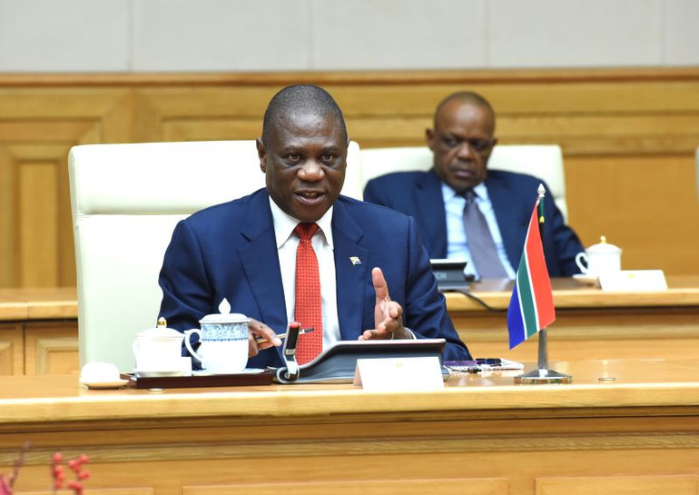 Phó Tổng thống Cộng hòa Nam Phi Paul Mashatile phát biểu.