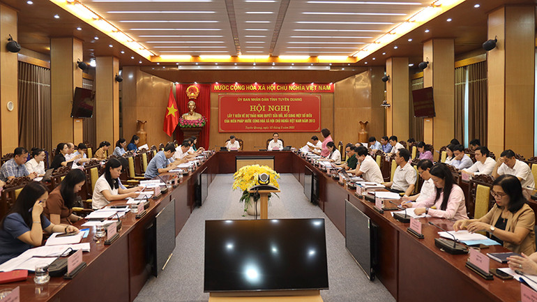 Đại biểu dự hội nghị.