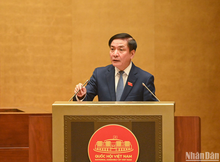 Tổng Thư ký, Chủ nhiệm Văn phòng Quốc hội Bùi Văn Cường phát biểu mở đầu hội nghị.