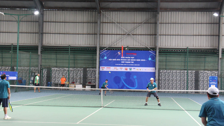 Các tay vợt thi đấu nội dung lãnh đạo.