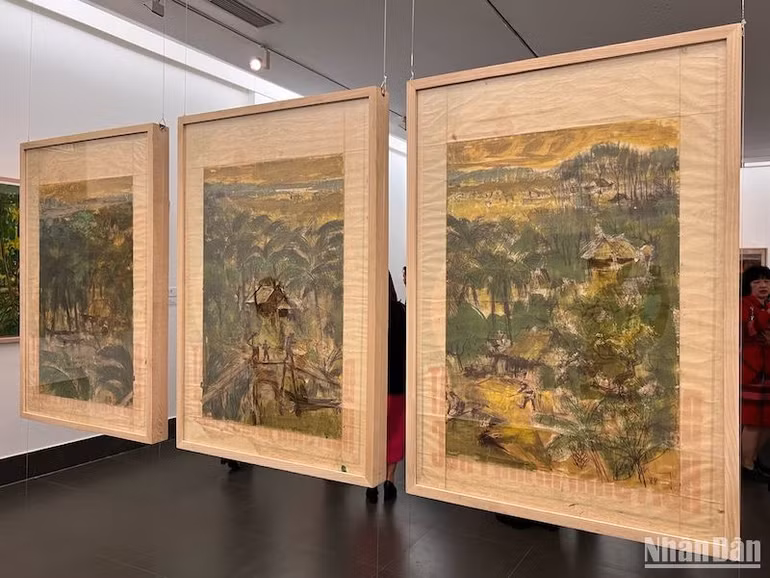 Triển lãm 151 tác phẩm tiêu biểu của chiến sĩ, họa sĩ Huỳnh Phương Đông ảnh 3