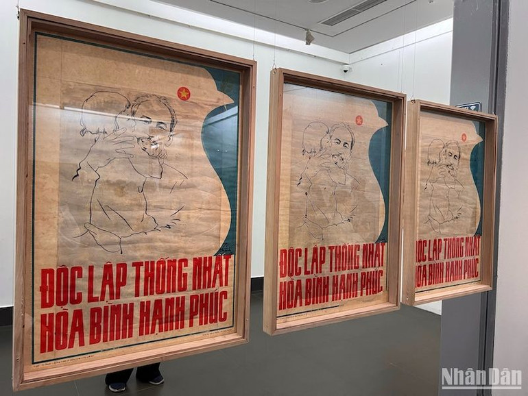 Triển lãm 151 tác phẩm tiêu biểu của chiến sĩ, họa sĩ Huỳnh Phương Đông ảnh 2