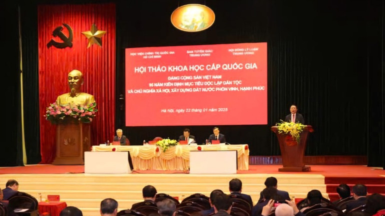 Toàn cảnh Hội thảo khoa học quốc gia “Đảng Cộng sản Việt Nam - 95 năm kiên định mục tiêu độc lập dân tộc và chủ nghĩa xã hội, xây dựng đất nước phồn vinh, hạnh phúc”. Toàn cảnh Hội thảo khoa học quốc gia “Đảng Cộng sản Việt Nam - 95 năm kiên định mục tiêu độc lập dân tộc và chủ nghĩa xã hội, xây dựng đất nước phồn vinh, hạnh phúc”.