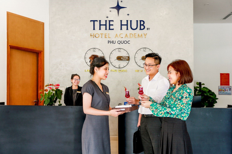 Khách sạn The HUB Phú Quốc - Ngã 3, Ấp Bãi Vòng, Xã Hàm Ninh, Phú Quốc, Kiên Giang. Khách sạn The HUB Phú Quốc - Ngã 3, Ấp Bãi Vòng, Xã Hàm Ninh, Phú Quốc, Kiên Giang.