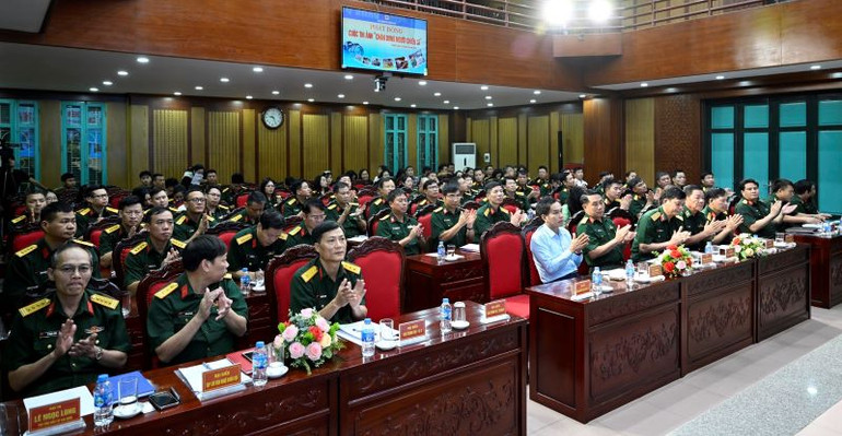 Quang cảnh lễ phát động. (Ảnh: Trường Giang)