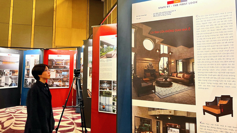Không gian triển lãm "The first look" về ngành nội thất Việt Nam.