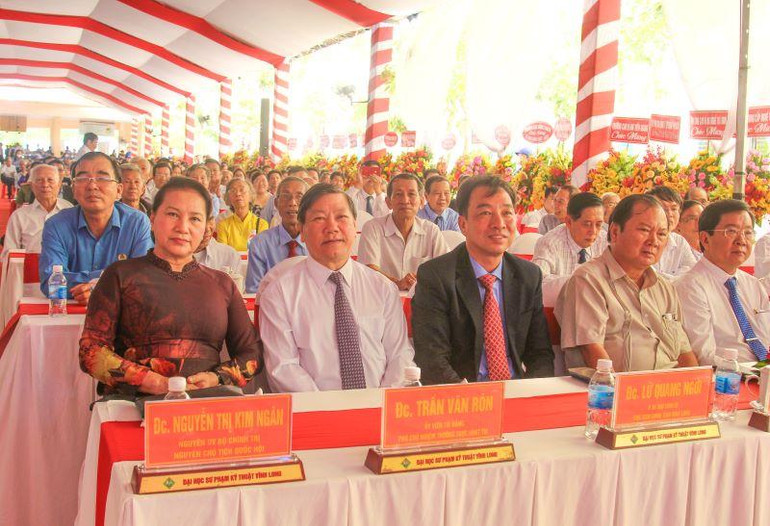 Nguyên Chủ tịch Quốc Hội Nguyễn Thị Kim Ngân dự Lễ kỷ niệm 62 năm ngày thành lập Trường đại học Sư phạm kỹ thuật Vĩnh Long sáng 5/11/2022. (Ảnh: BÁ DŨNG)