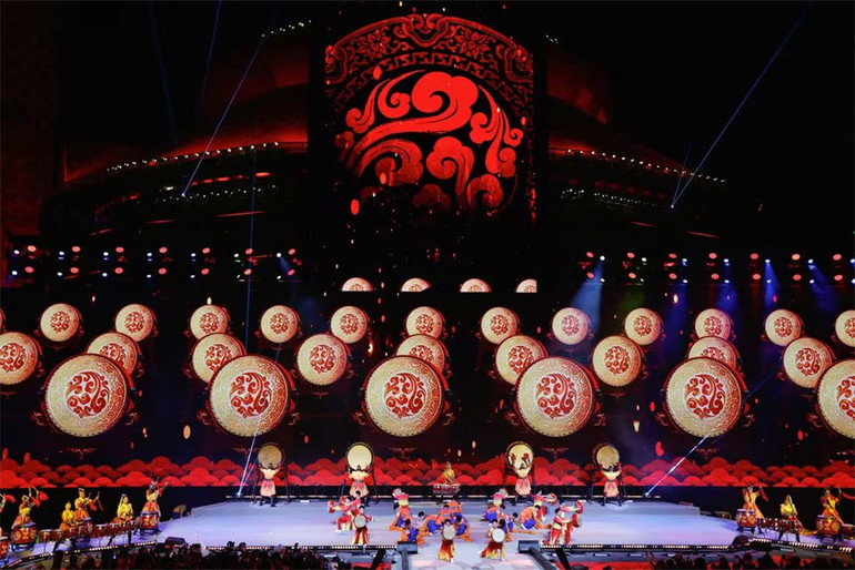 Màn trình diễn nghệ thuật trong lễ đếm ngược tại công viên Shougang, Bắc Kinh, Trung Quốc. (Ảnh: Reuters)