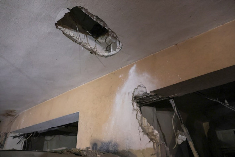 Tòa nhà bị tàn phá sau vụ không kích của Israel nhằm vào ngoại ô phía nam thủ đô Beirut, Lebanon.