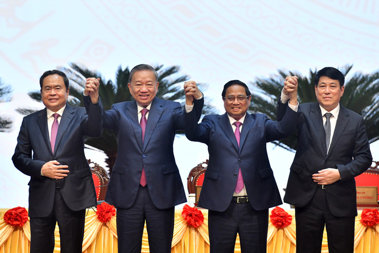 Tổng Bí thư, Chủ tịch nước Tô Lâm và các đồng chí Ủy viên Bộ Chính trị: Thủ tướng Phạm Minh Chính, Chủ tịch Quốc hội Trần Thanh Mẫn, Thường trực Ban Bí thư Lương Cường.