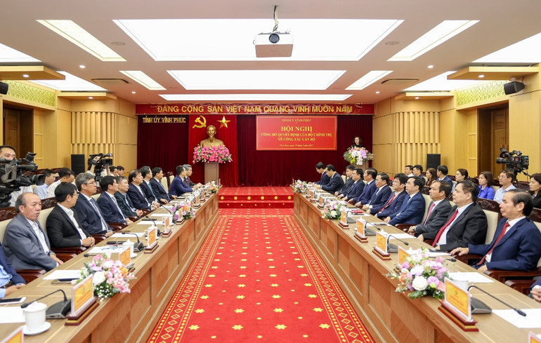 Toàn cảnh hội nghị. Toàn cảnh hội nghị.