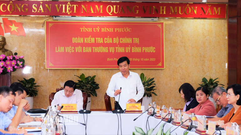 Bí thư Tỉnh ủy Bình Phước Nguyễn Mạnh Cường phát biểu kiến nghị.