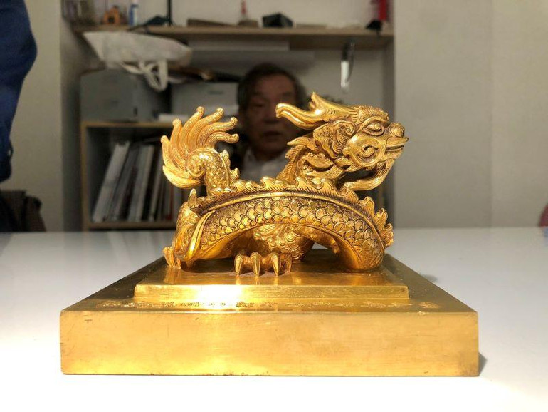 Đàm phán thành công việc hồi hương kim ấn “Hoàng đế chi bảo”.