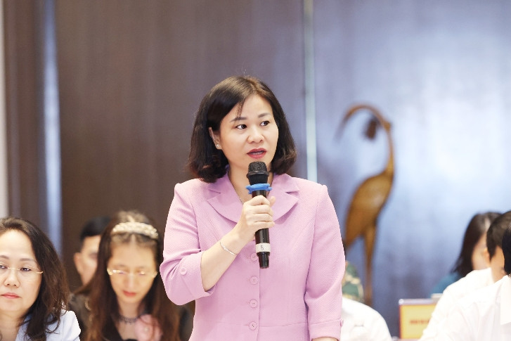 Đồng chí Nguyễn Thị Tuyến, Phó Bí thư thường trực Thành ủy Hà Nội phát biểu ý kiến.