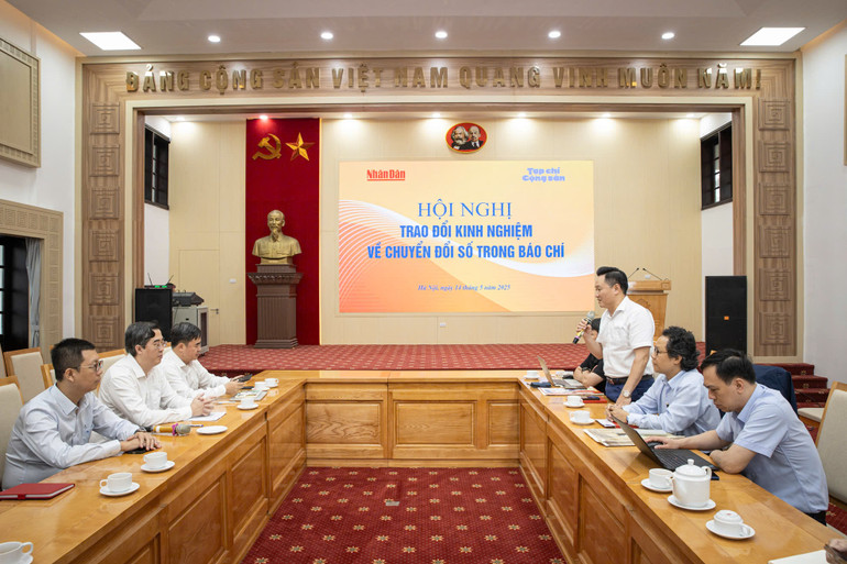 Quang cảnh hội nghị. Quang cảnh hội nghị.