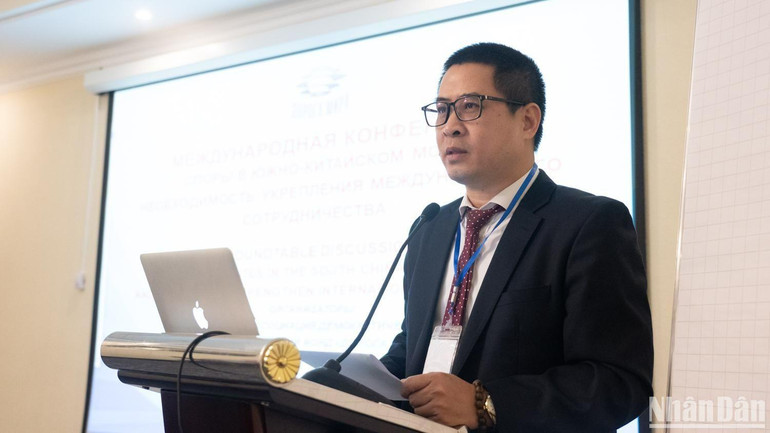 Tiến sĩ Lại Thái Bình phát biểu ý kiến. (Ảnh: Thanh Thể)