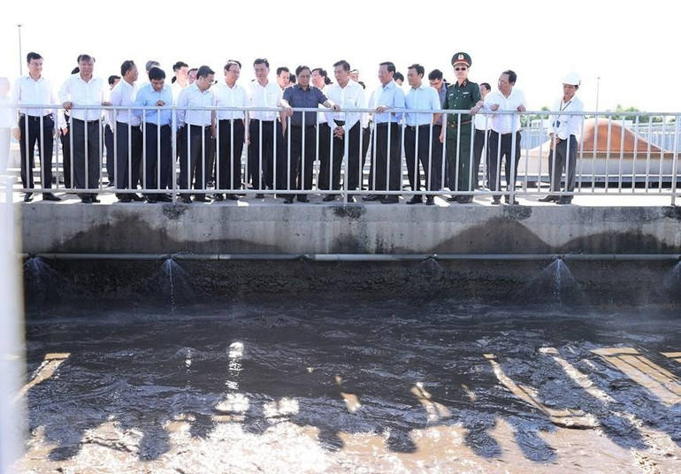 [Ảnh] Thủ tướng Phạm Minh Chính kiểm tra một số dự án trọng điểm tại TP Hồ Chí Minh ảnh 2