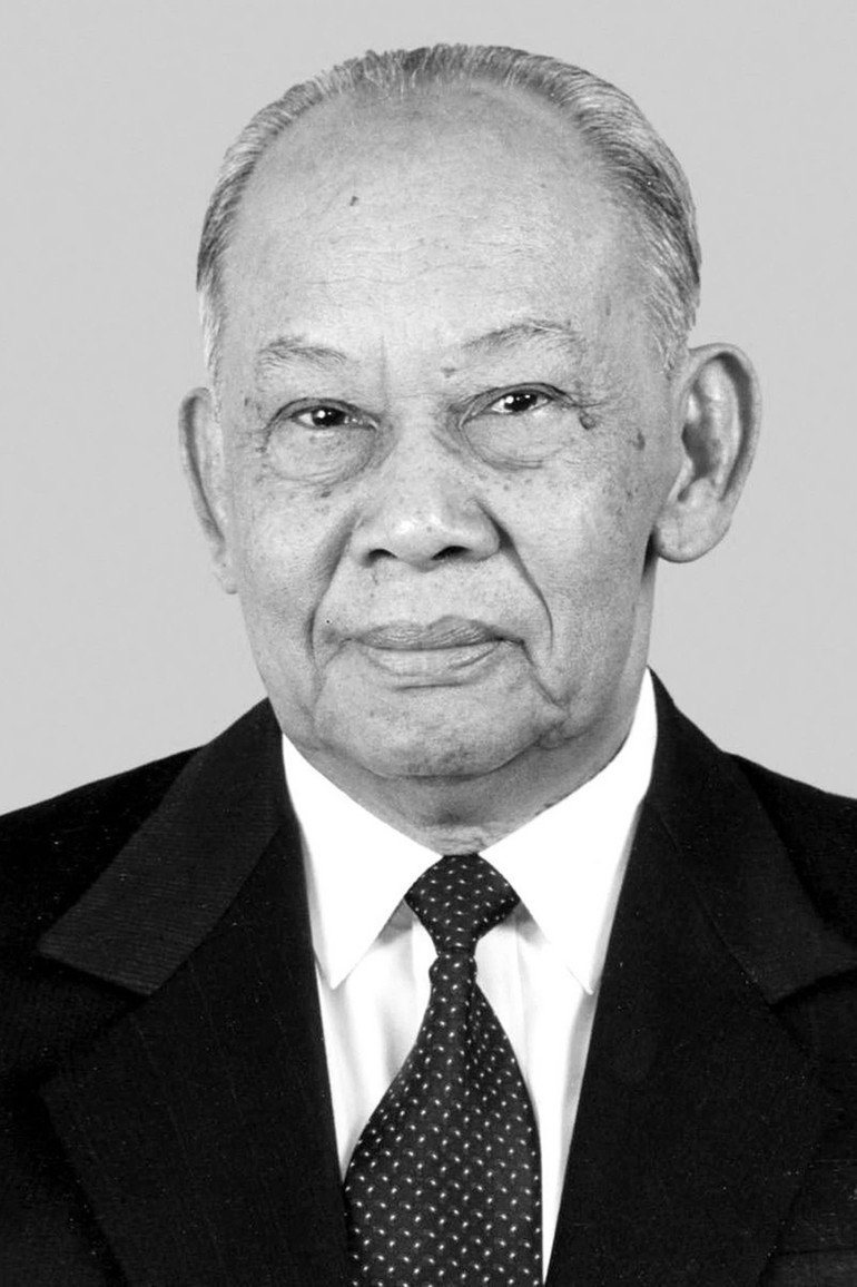 Nguyên Chủ tịch Đảng Nhân dân Cách mạng Lào, nguyên Chủ tịch nước Cộng hòa Dân chủ Nhân dân Lào Khamtay Siphandone. (Ảnh: TTXVN)