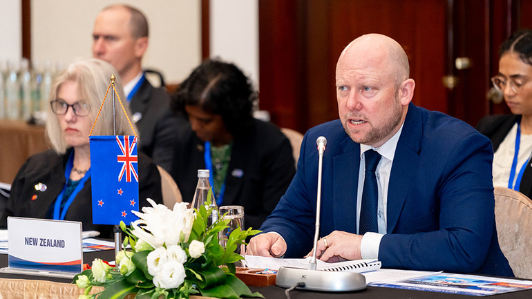 Thứ trưởng Ngoại giao New Zealand Grahame Morton. (Ảnh: Bộ Ngoại giao)