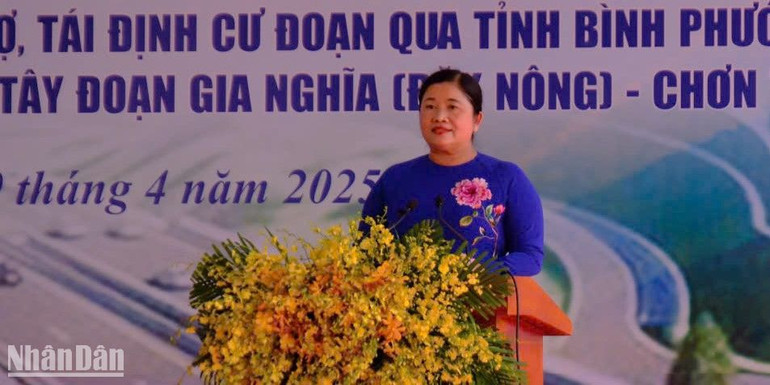 Chủ tịch Ủy ban nhân dân tỉnh Bình Phước phát biểu tại lễ khởi công.